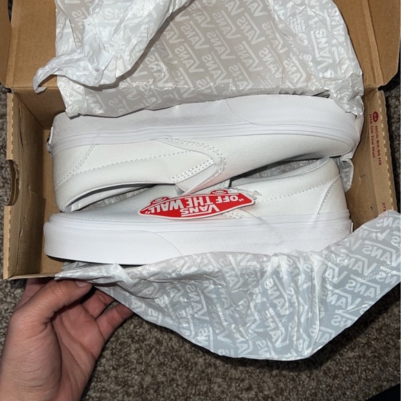 White slip on vans - Picture 2 of 4